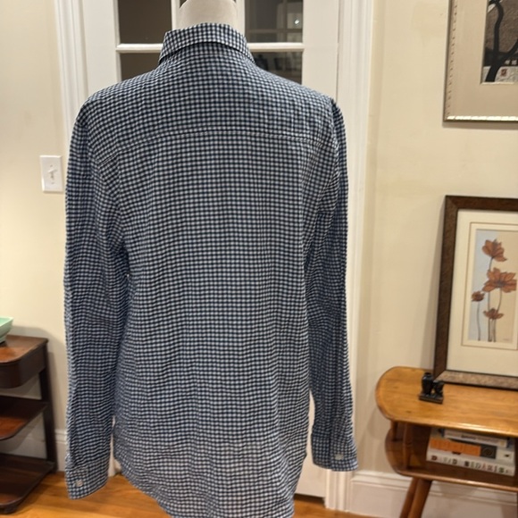 J. McLaughlin Women’s Blue and White Casual Button Down Shirt. Size XS - Picture 4 of 8